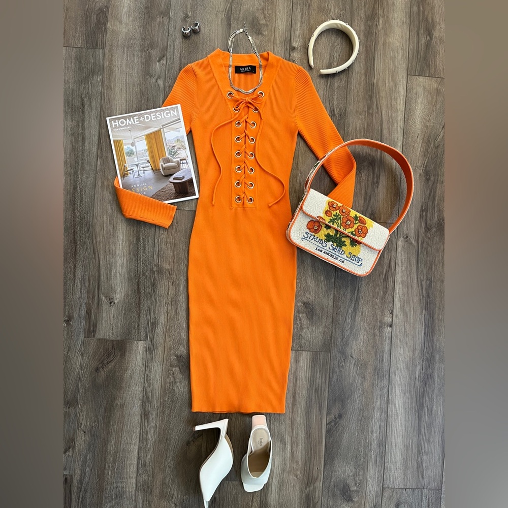 🌟NWOT Sexy Siren Orange Knit Bodycon Dress